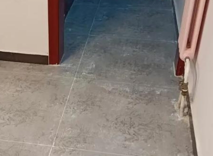 临桂瓷砖空鼓维修公司分享下临桂地砖空鼓了怎么办